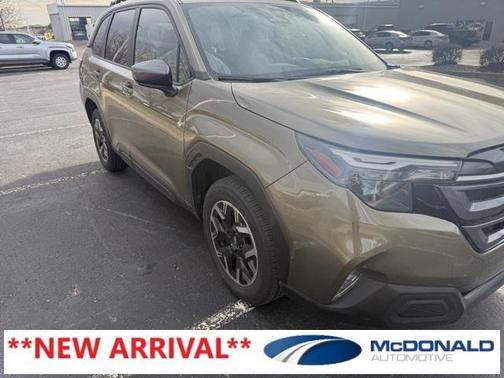 2025 Subaru Forester Premium