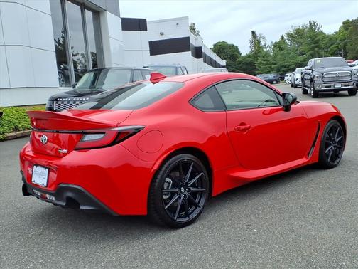 2023 Toyota GR86 Premium