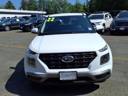 2022 Hyundai VENUE SE