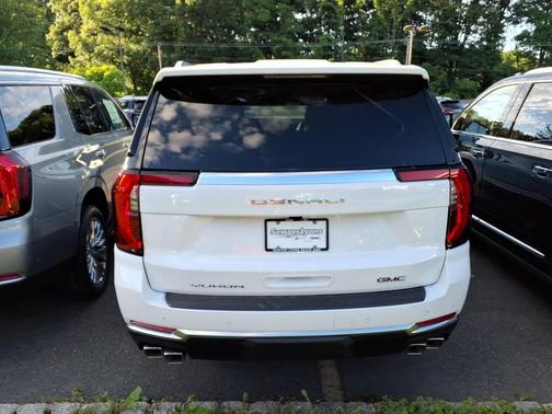 Summit White 2026 GMC Yukon XL Denali