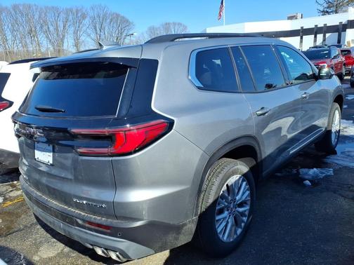 2026 GMC Acadia Elevation AWD