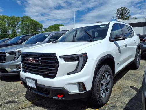 2025 GMC Acadia AWD AT4