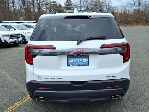 Summit White 2023 GMC Acadia AWD AT4