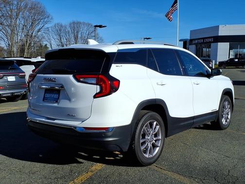 2023 GMC Terrain SLT