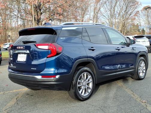 2022 GMC Terrain SLT