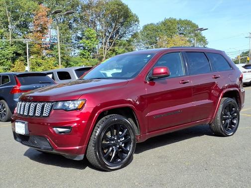 2022 Jeep Grand Cherokee Laredo