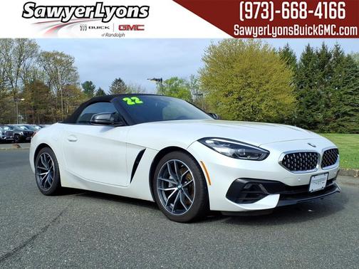 White Metallic 2022 BMW Z4 sDrive30i