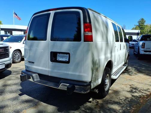 Summit White 2024 Chevrolet Express 2500 Work Van