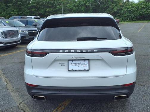2020 Porsche Cayenne Base