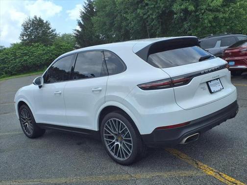 2020 Porsche Cayenne Base