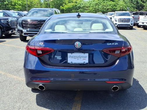 Montecarlo Blue Metallic 2017 Alfa Romeo Giulia Ti