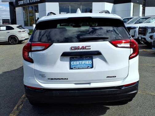 2023 GMC Terrain SLT