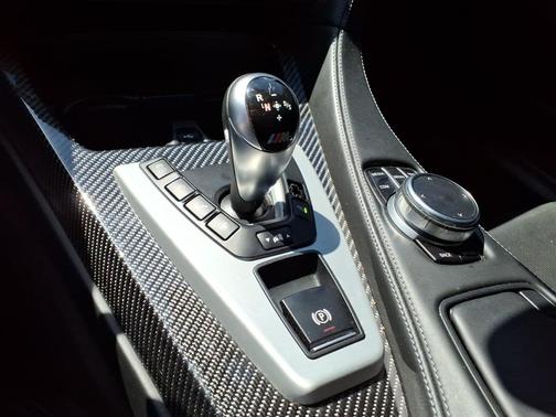 Singapore Gray Metallic 2018 BMW M6 Base