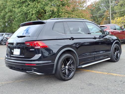 2019 Volkswagen Tiguan 2.0T SEL R-Line 4MOTION