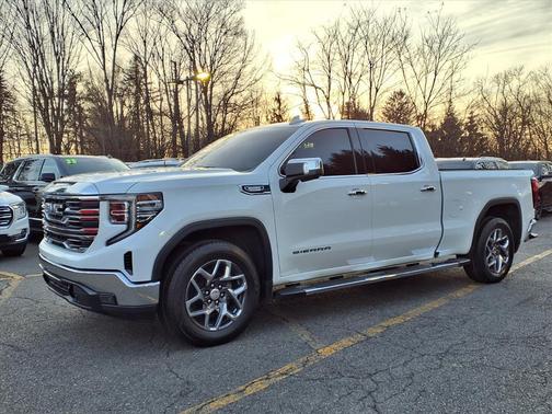 2023 GMC Sierra 1500 SLT