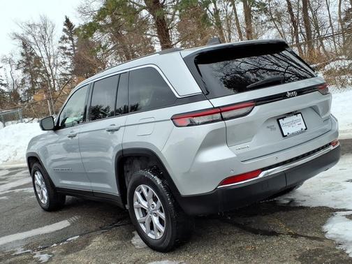 2022 Jeep Grand Cherokee Limited