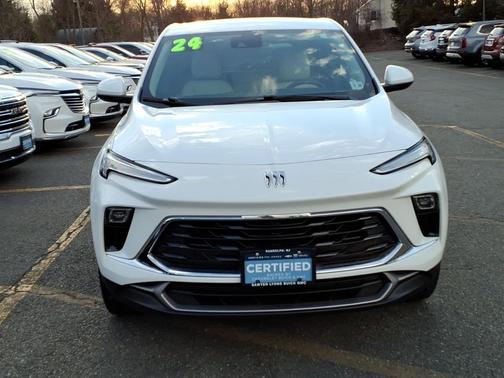 Summit White 2024 Buick Encore GX Preferred