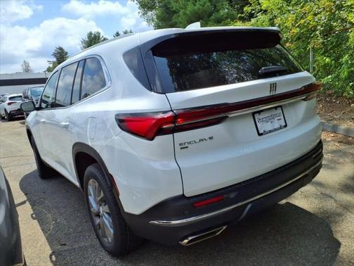 2025 Buick Enclave Preferred FWD