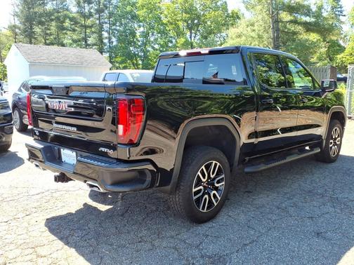 Onyx Black 2025 GMC Sierra 1500 AT4