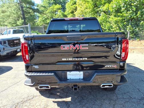 Onyx Black 2025 GMC Sierra 1500 AT4