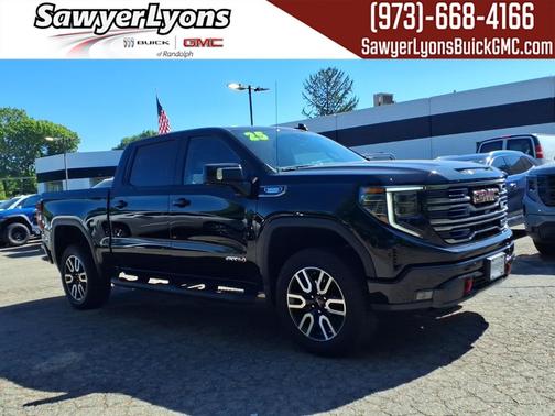 Onyx Black 2025 GMC Sierra 1500 AT4
