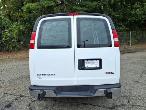 2023 GMC Savana 2500 Work Van