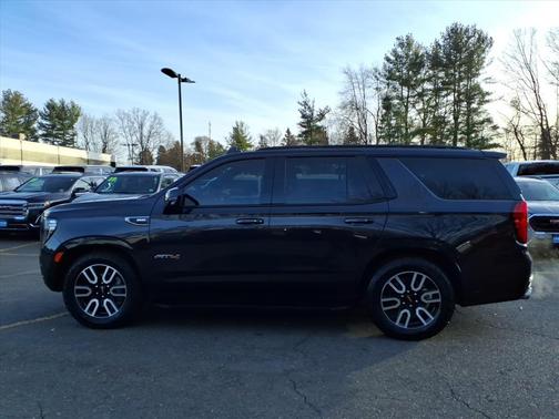 2023 GMC Yukon 4WD AT4