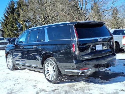 2021 Cadillac Escalade ESV Premium Luxury