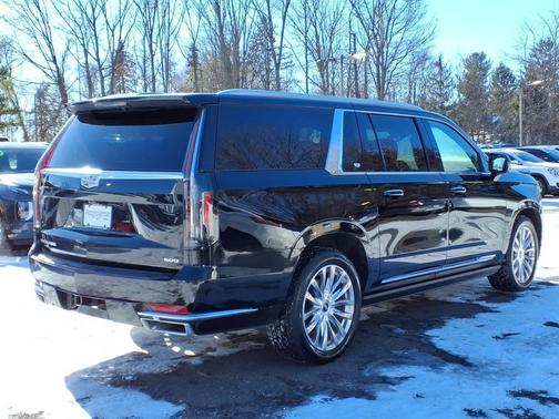 2021 Cadillac Escalade ESV Premium Luxury