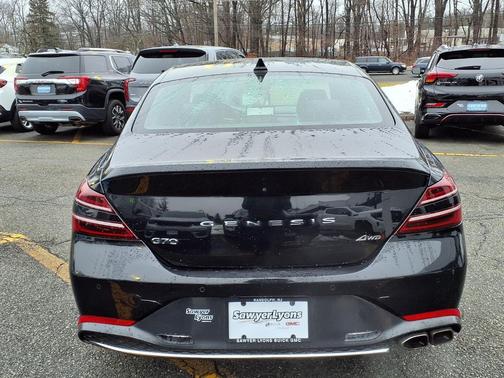 2022 Genesis G70 2.0T AWD