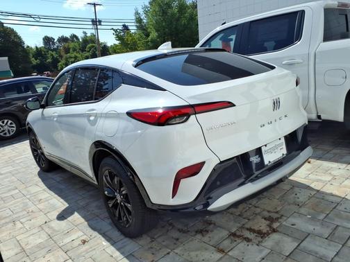 Summit White 2026 Buick Envista Sport Touring FWD