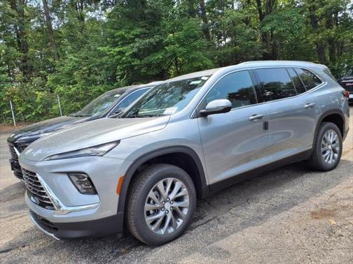 2025 Buick Enclave Preferred FWD