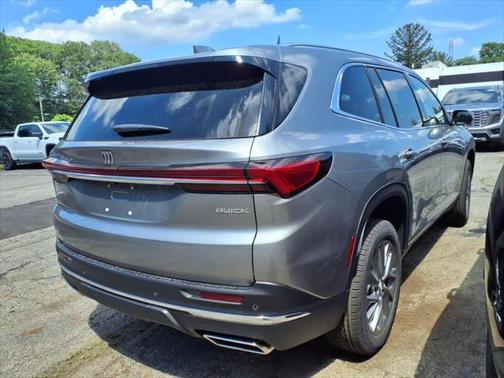 2025 Buick Enclave Preferred FWD