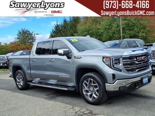2025 GMC Sierra 1500 SLT