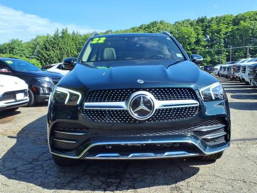 Emerald Green Metallic 2022 Mercedes-Benz GLE 450 4MATIC