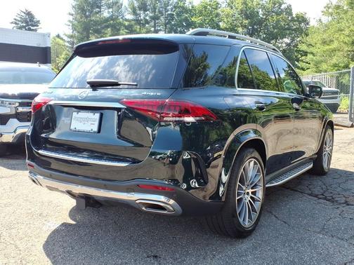 Emerald Green Metallic 2022 Mercedes-Benz GLE 450 4MATIC