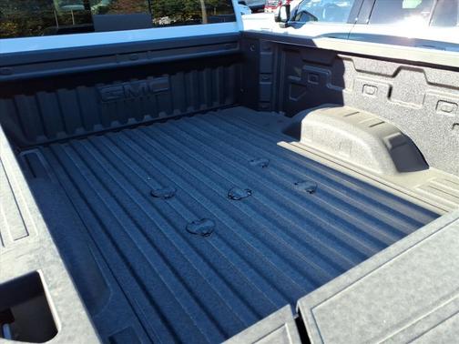 2026 GMC Sierra 2500 SLT