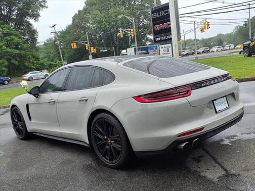 2018 Porsche Panamera 4S