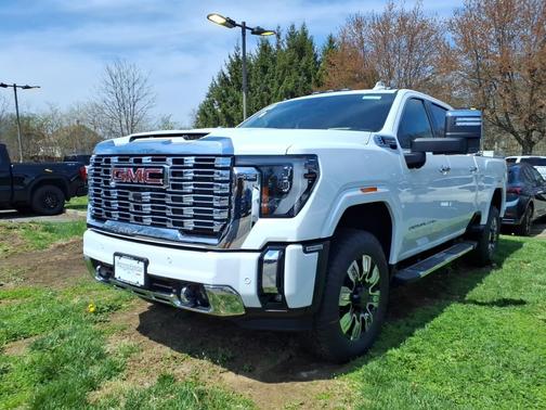 Summit White 2026 GMC Sierra 3500 Denali