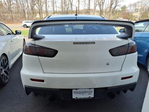 Wicked White 2013 Mitsubishi Lancer Evolution GSR
