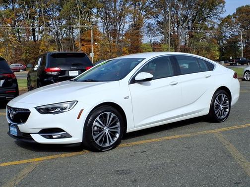2018 Buick Regal Sportback Preferred II