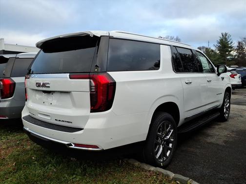2026 GMC Yukon XL 4WD Elevation