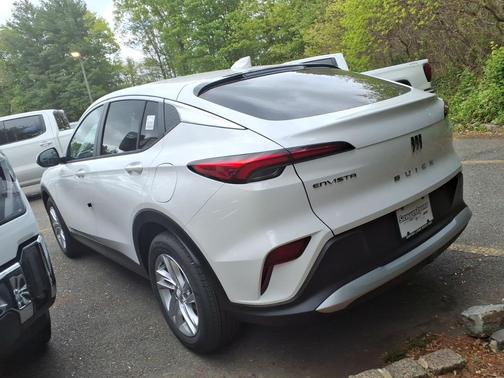 Summit White 2026 Buick Envista Preferred FWD