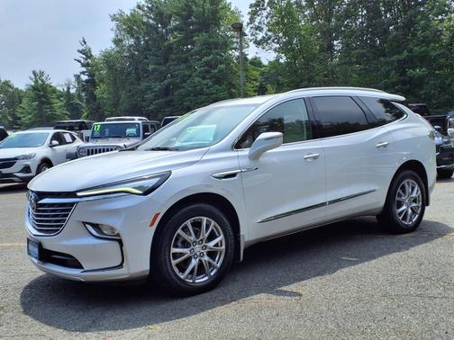 2023 Buick Enclave Premium AWD