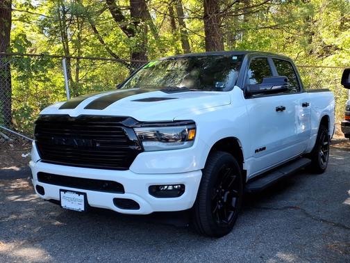 Bright White Clearcoat 2024 RAM 1500 Laramie