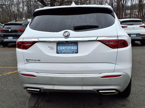 2023 Buick Enclave Essence AWD