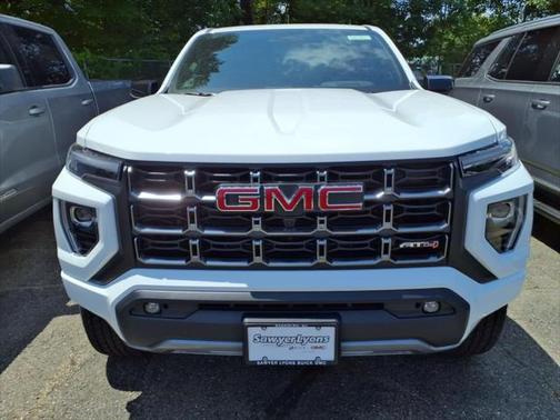 2025 GMC Canyon Base