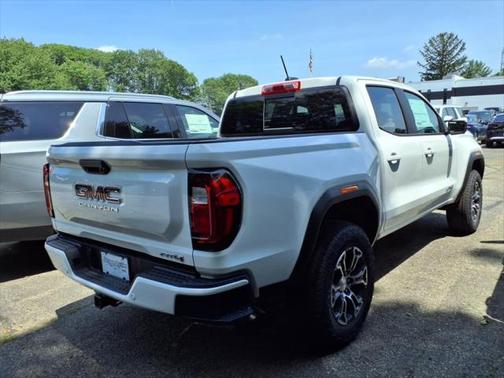 2025 GMC Canyon Base