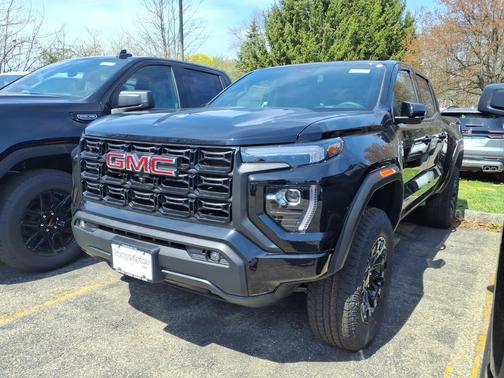 Onyx Black 2026 GMC Canyon Elevation