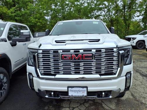 2025 GMC Sierra 3500 Denali